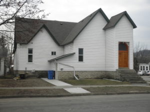 628 Grand St, Winona, MN - 5 bdrm 2 bath 5 blks from WSU